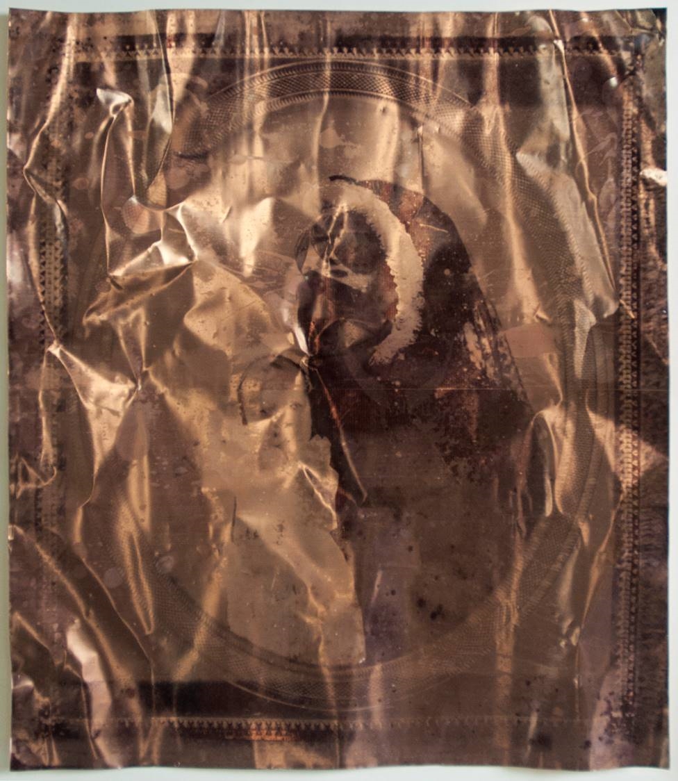 Elisabeth Schmirl, Images of timeless Beauty III, 2017, Druck auf dünner Kupferplatte, Ankauf bei Galerie Trapp, Salzburg, Foto: Elisabeth Schmirl