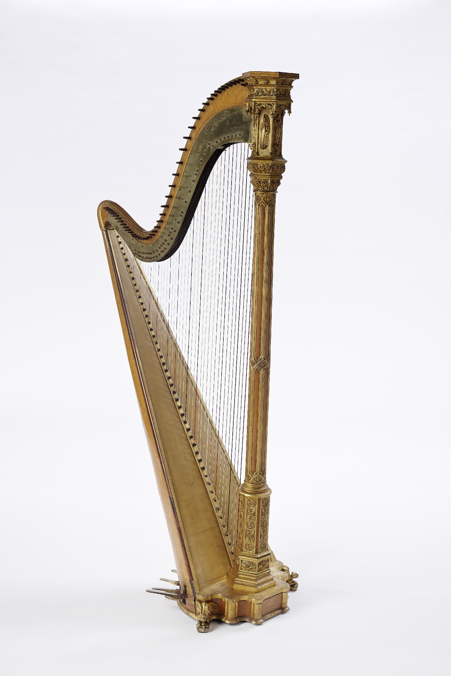 Double-action pedal harp owned by the harp virtuoso Maria Mösner, married Countess Spaur, Sébastien Érard, Paris, 2nd quarter 19th c., wood, metal, inv. no. MI 1314